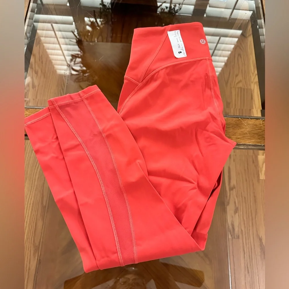 Lululemon Train Times Pant - Picture 1 of 4